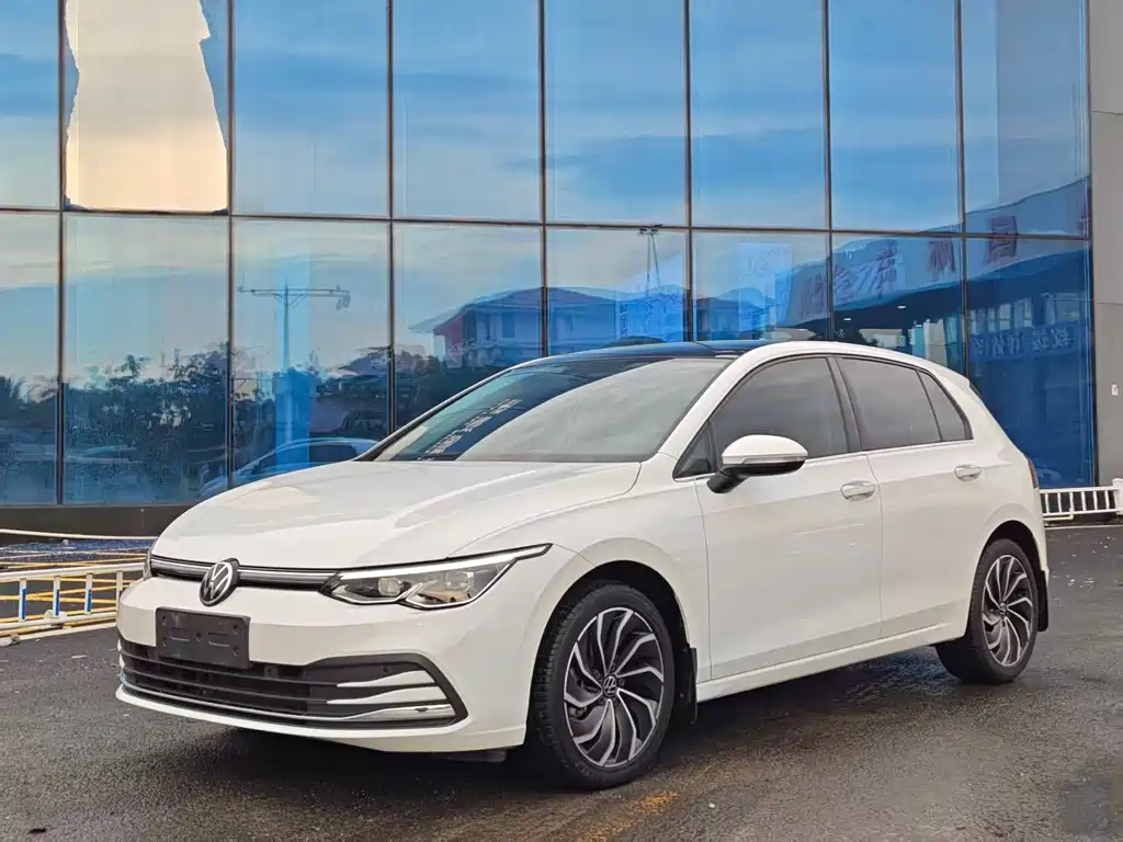 Volkswagen Golf 2022