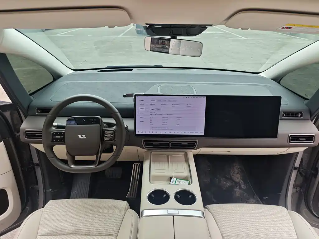 Li Auto MEGA 2024 Ultra