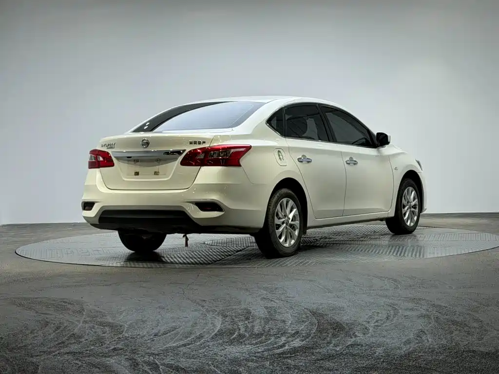 Nissan Sylphy — миниатюра 5
