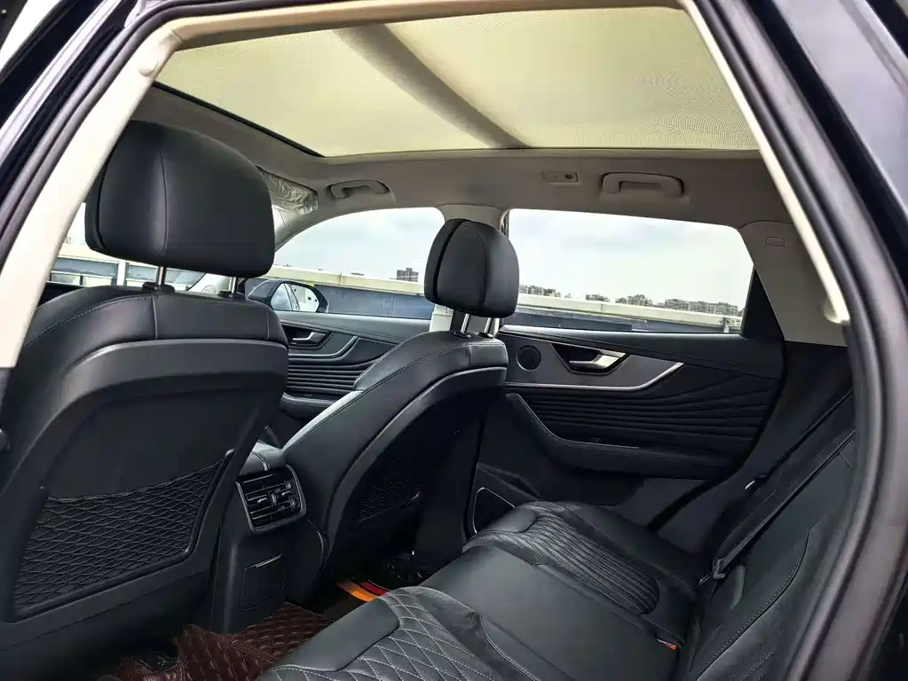 Hongqi Hongqi HS5 — миниатюра 14