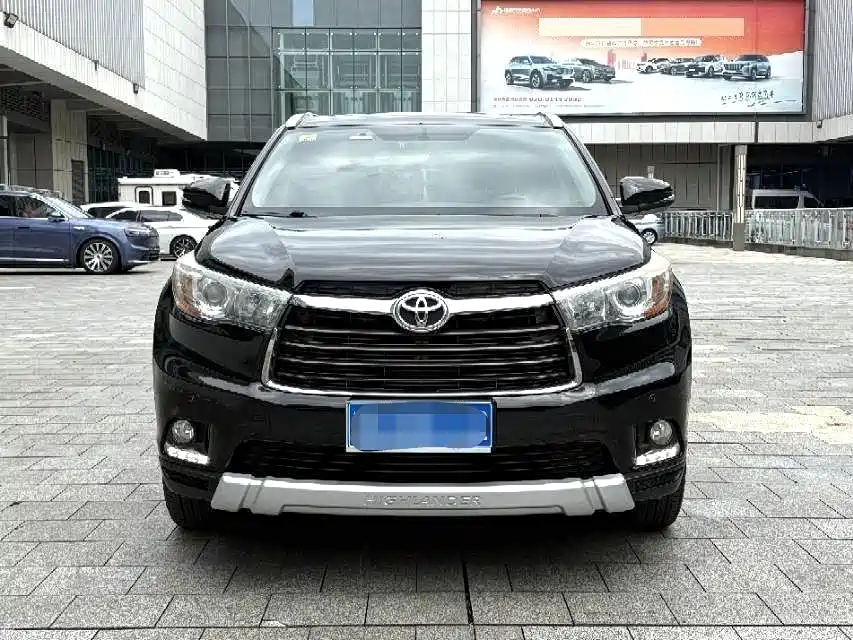 Toyota Highlander — миниатюра 2