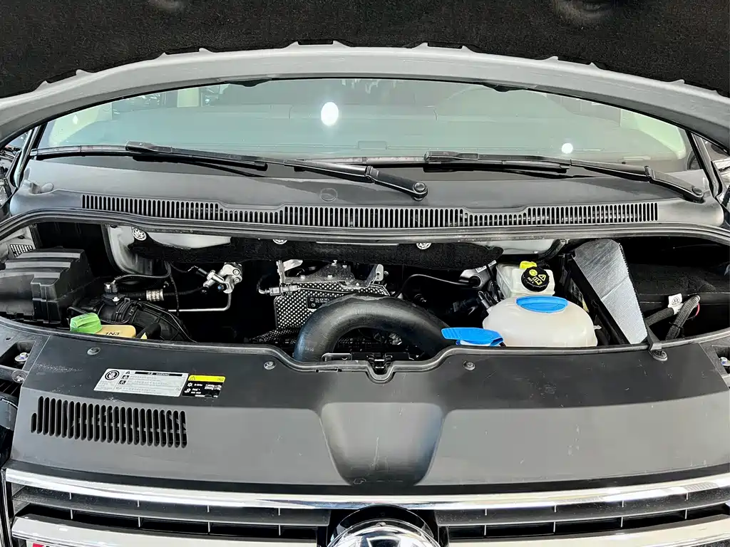 Volkswagen Multivan — миниатюра 27