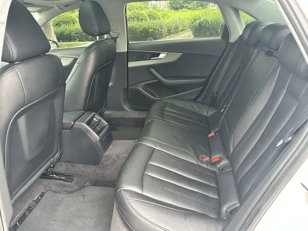 Audi A4L — миниатюра 17
