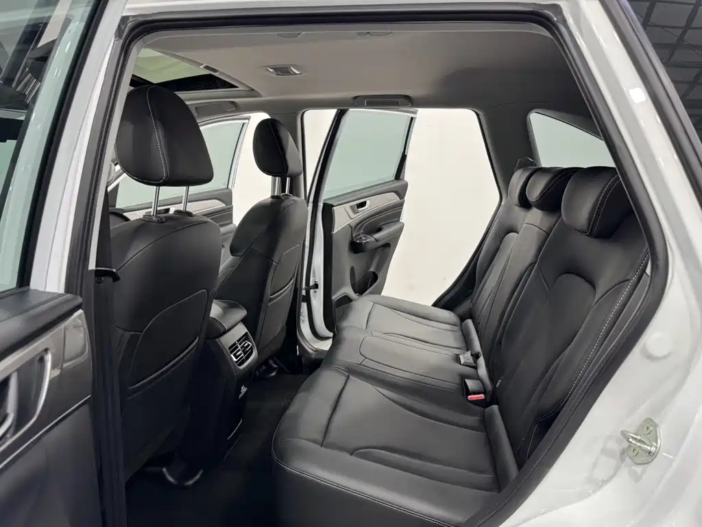 Haval M6 — миниатюра 6