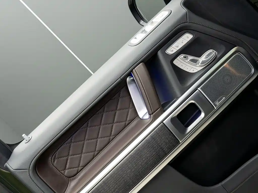 Mercedes-Benz G-Class — миниатюра 11