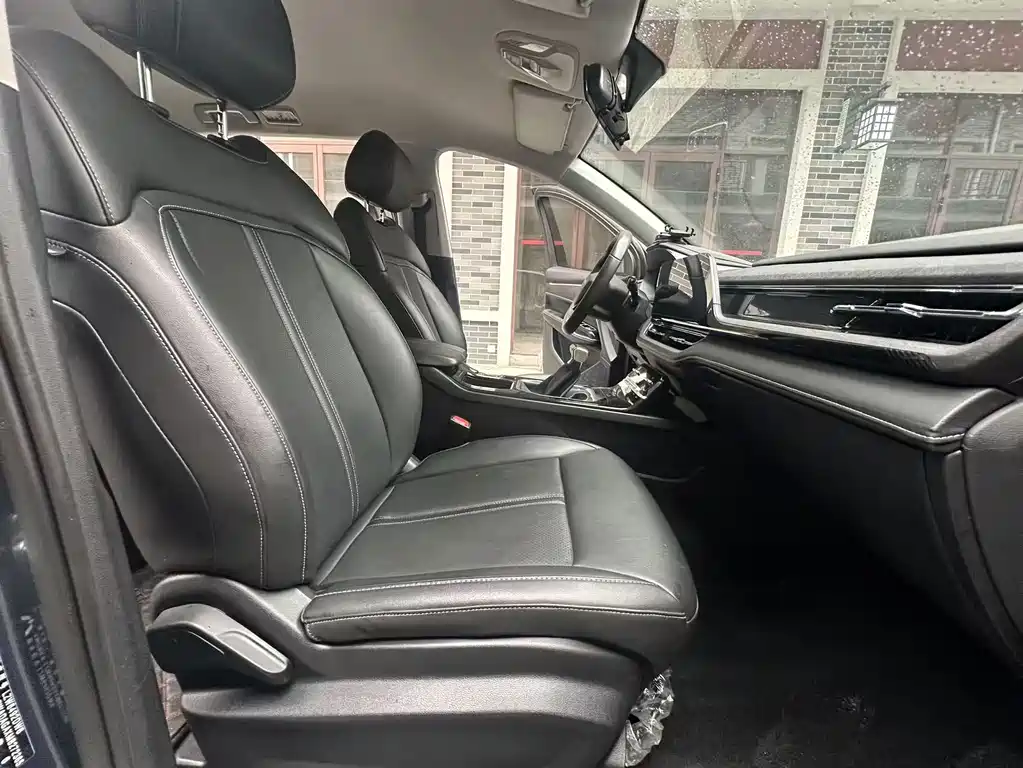 Wuling Victory - фото 11