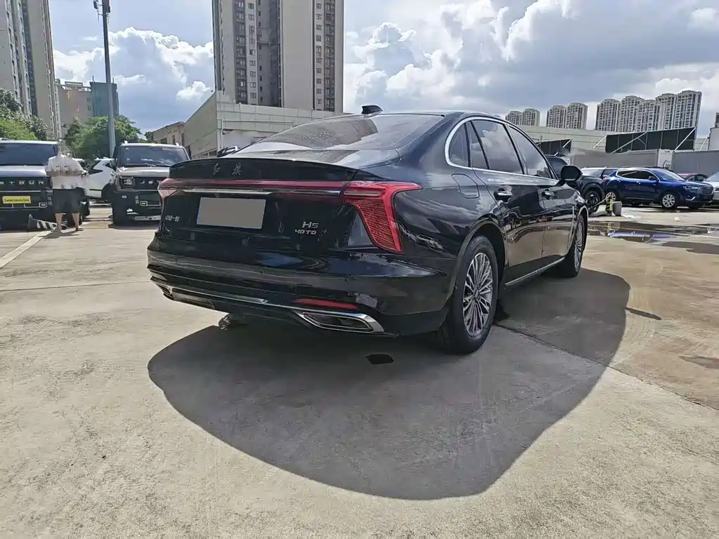 Hongqi Hongqi H5 — миниатюра 13