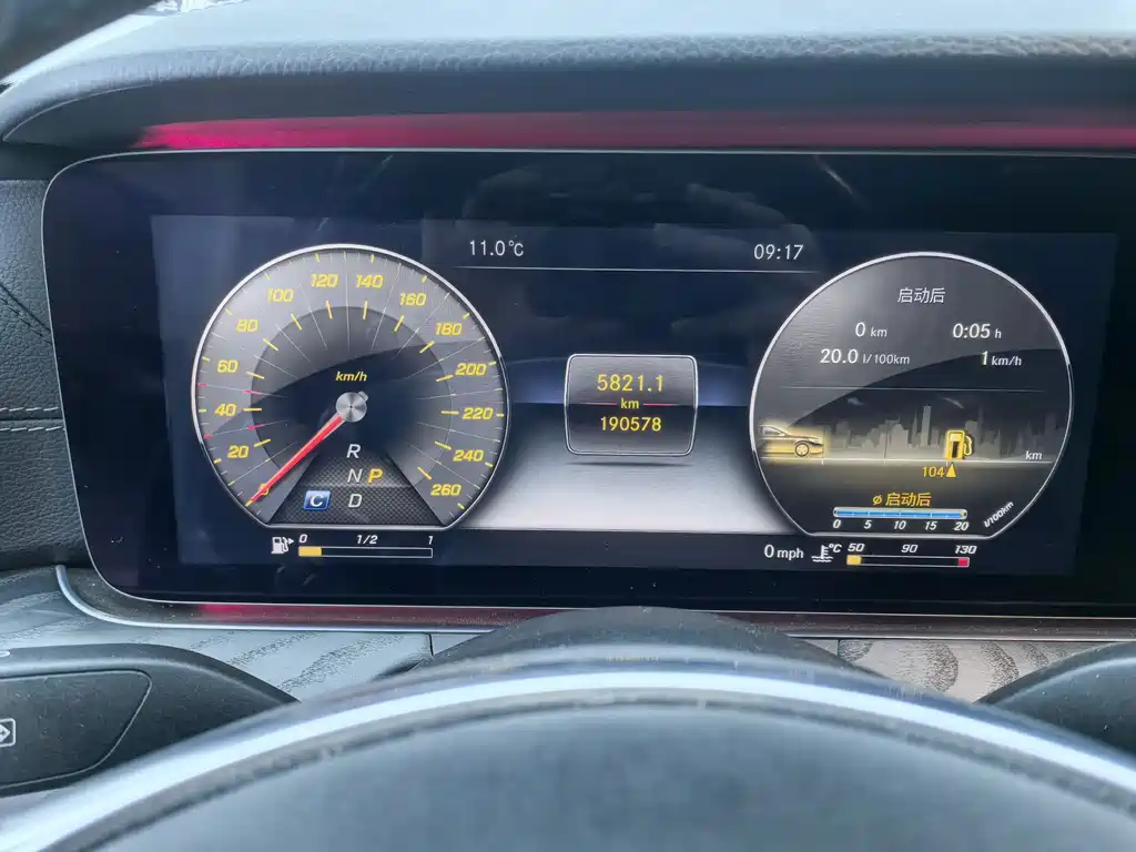 MERCEDES-BENZ E CLASS