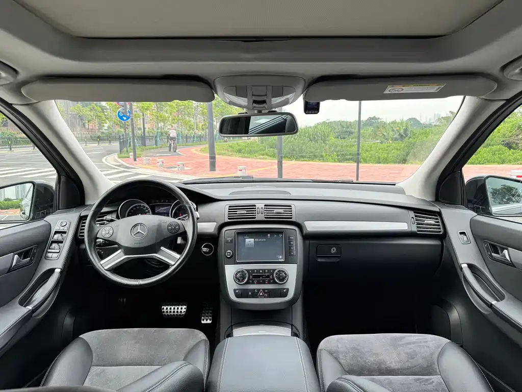Mercedes-Benz R-Class — миниатюра 9