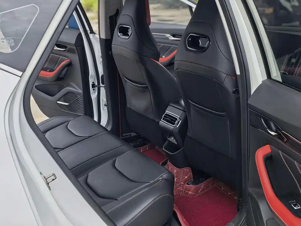 Geely Emgrand S — миниатюра 10