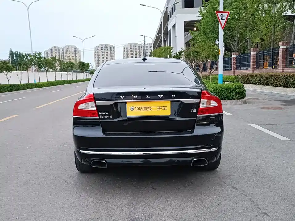 Volvo S80L — миниатюра 6