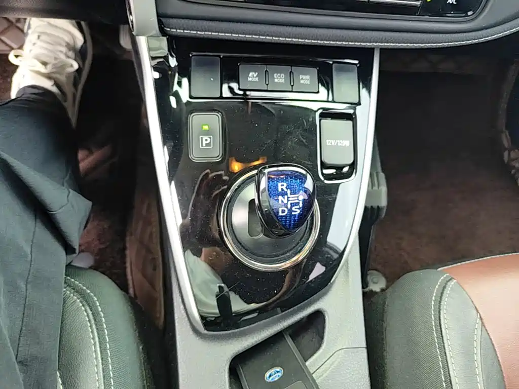 Toyota Corolla — миниатюра 14