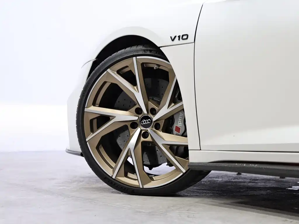 Audi R8 — миниатюра 9