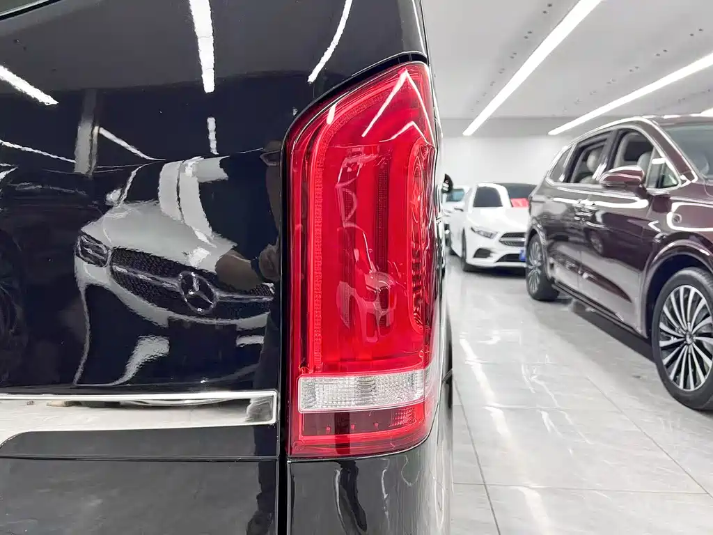 Mercedes-Benz Vito — миниатюра 29