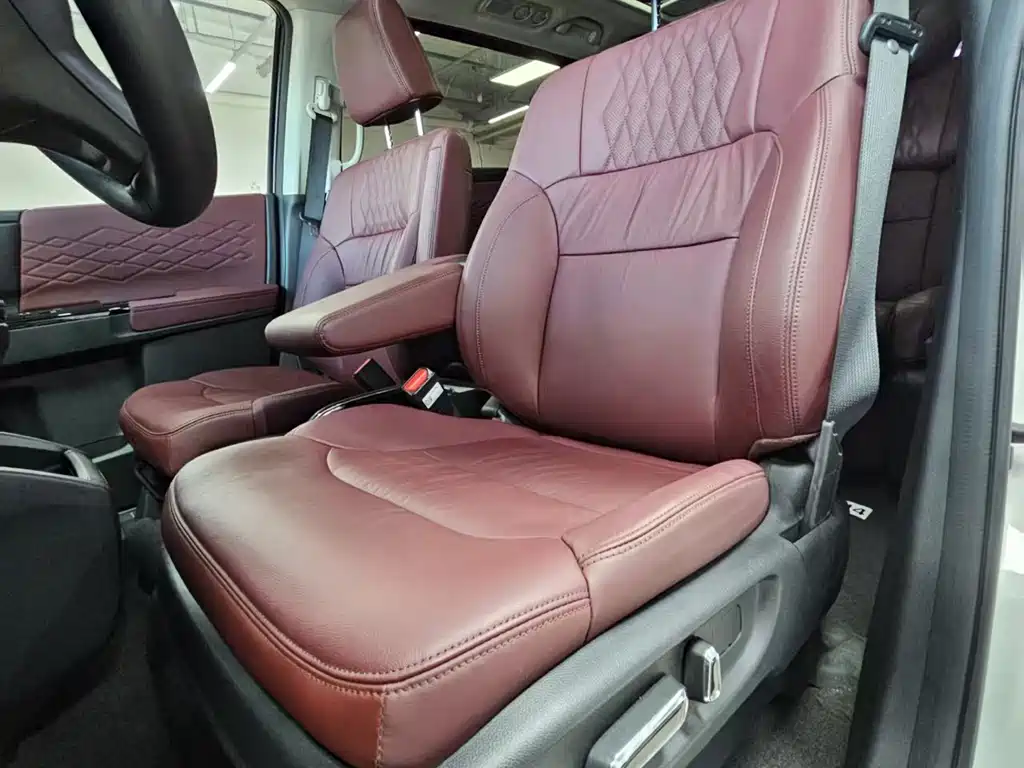 Honda Elysion — миниатюра 6