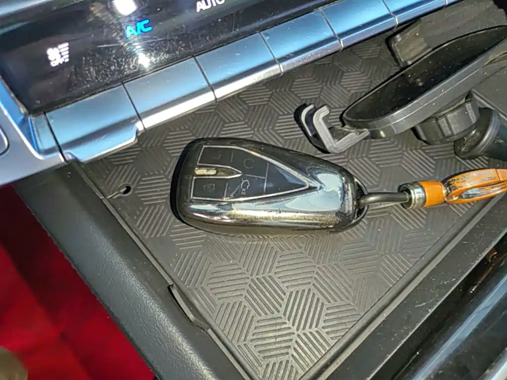 Changan Eado — миниатюра 9