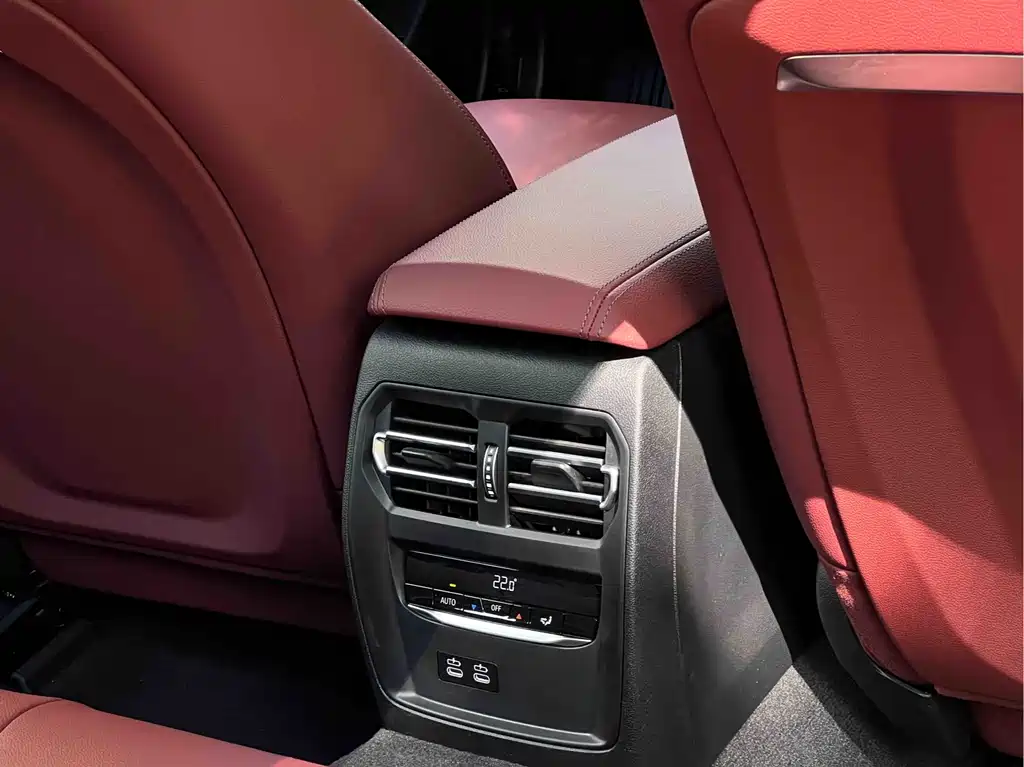 BMW 3 Series — миниатюра 21