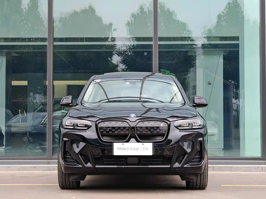 BMW iX3 — миниатюра 2