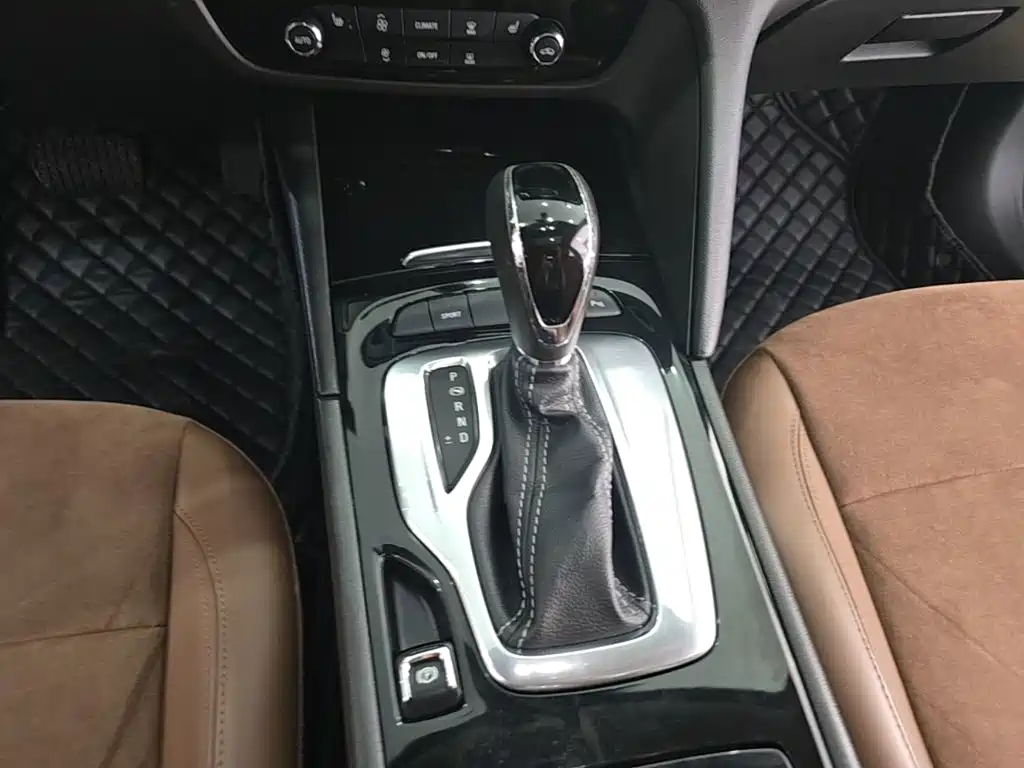 Buick Regal — миниатюра 14