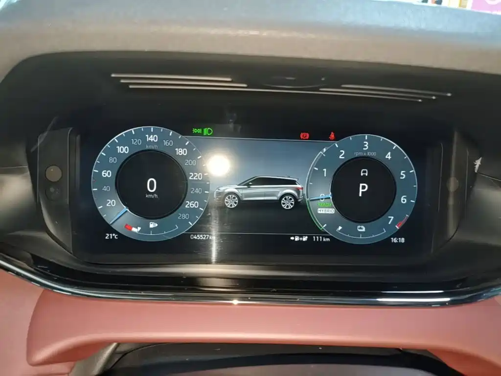 Land Rover Evoque PHEV — миниатюра 12
