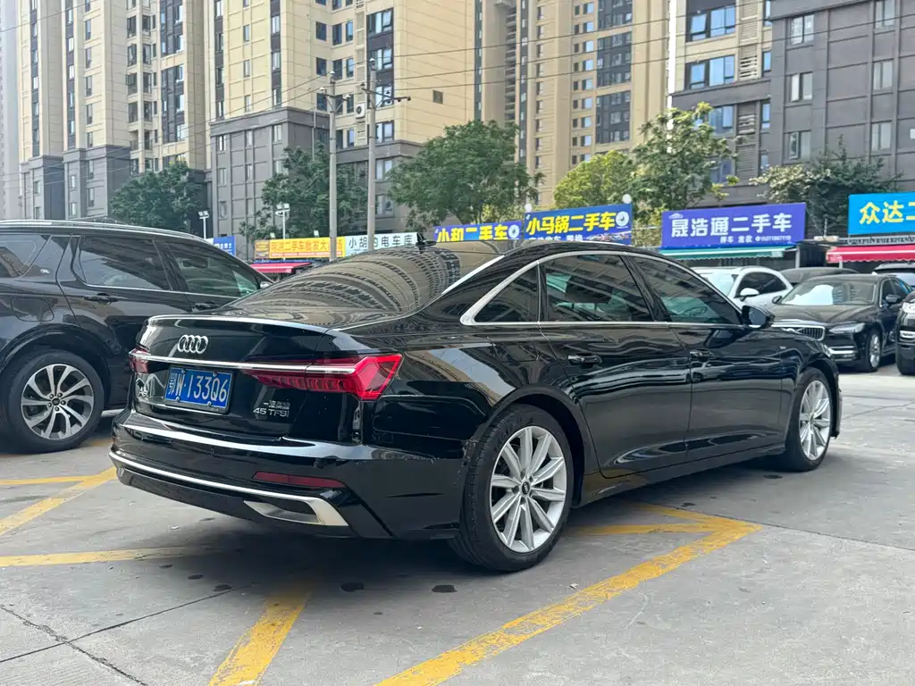 Audi A6L — миниатюра 9