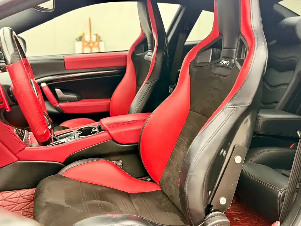 Maserati GranTurismo — миниатюра 16