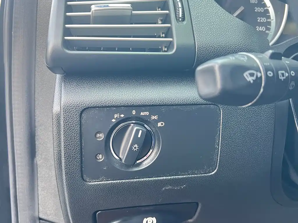 MERCEDES-BENZ R CLASS