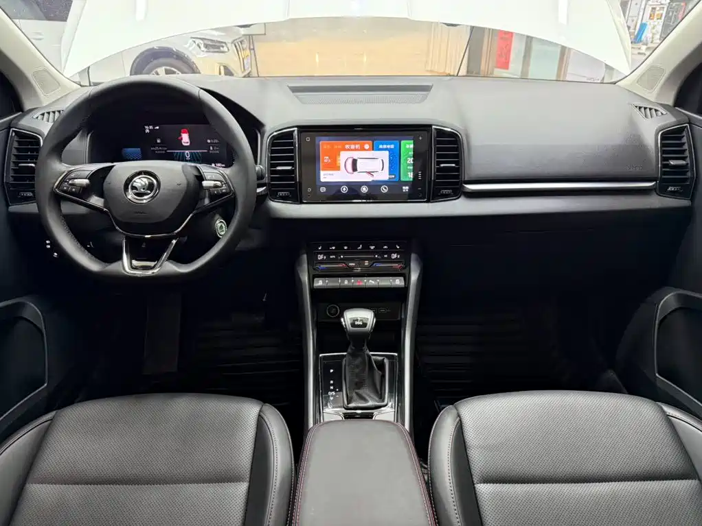 Skoda Karoq — миниатюра 20