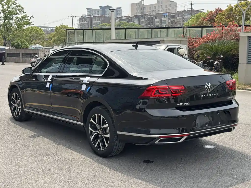 Volkswagen Magotan 2020 330TSI DSG Lead