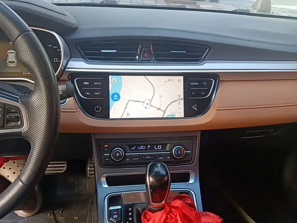 Geely Vision S1 — миниатюра 13