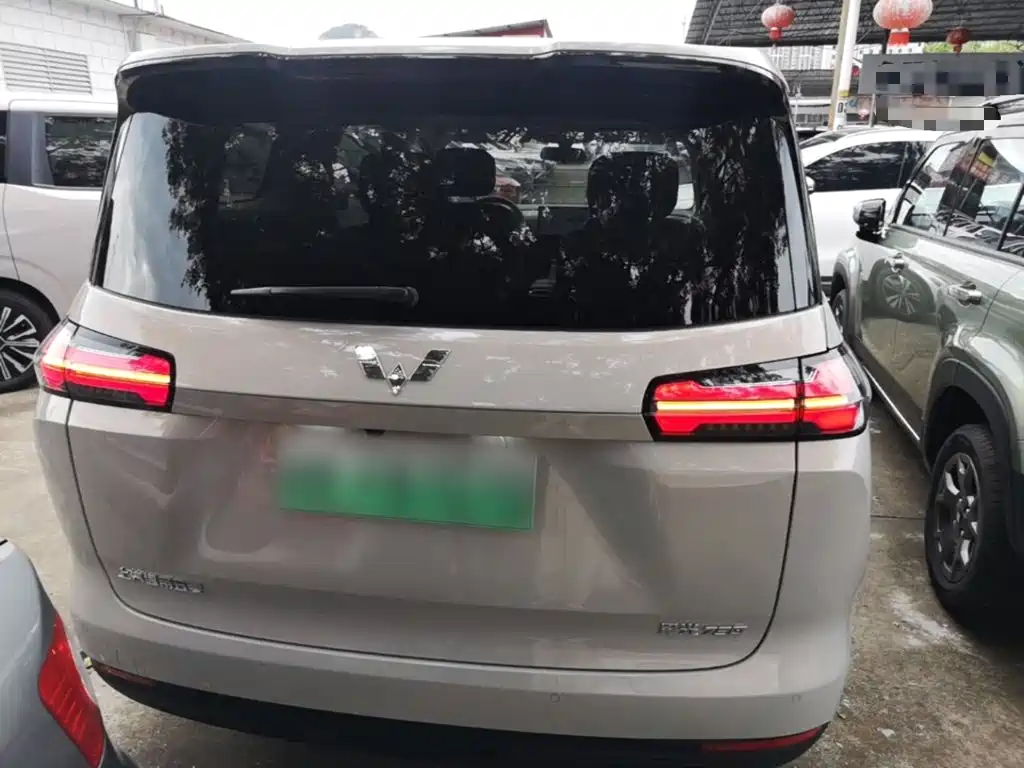 Wuling Xingguang 730 New Energy — миниатюра 6