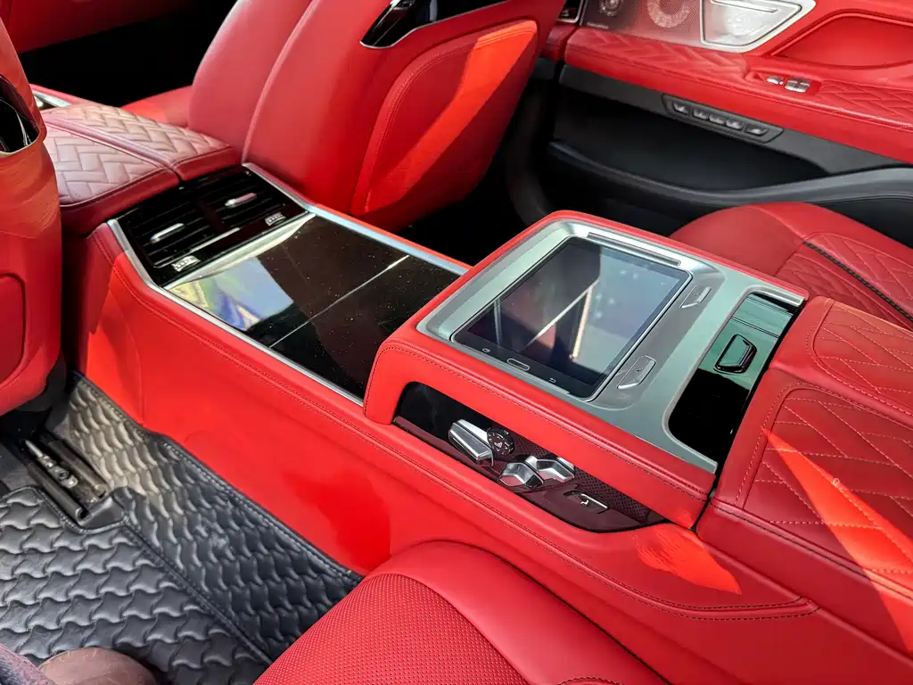 BMW 7 Series — миниатюра 20