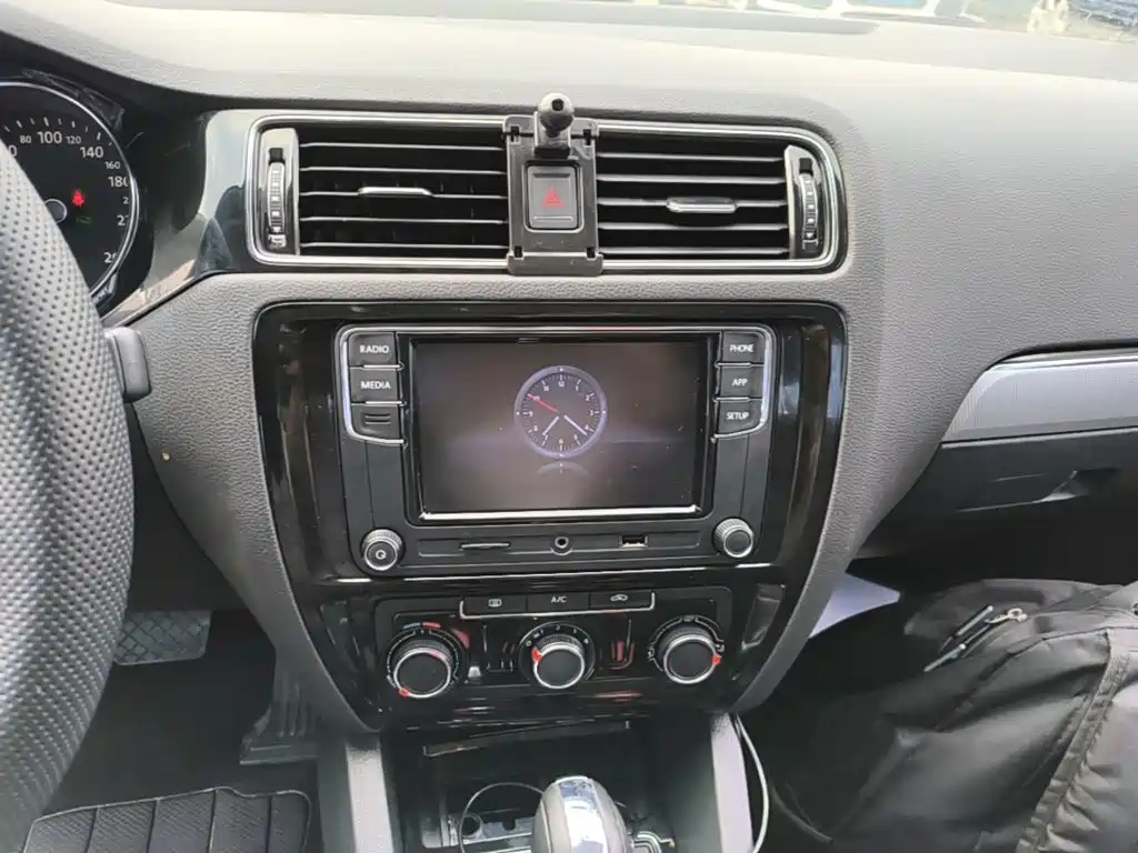 Volkswagen Sagitar — миниатюра 13