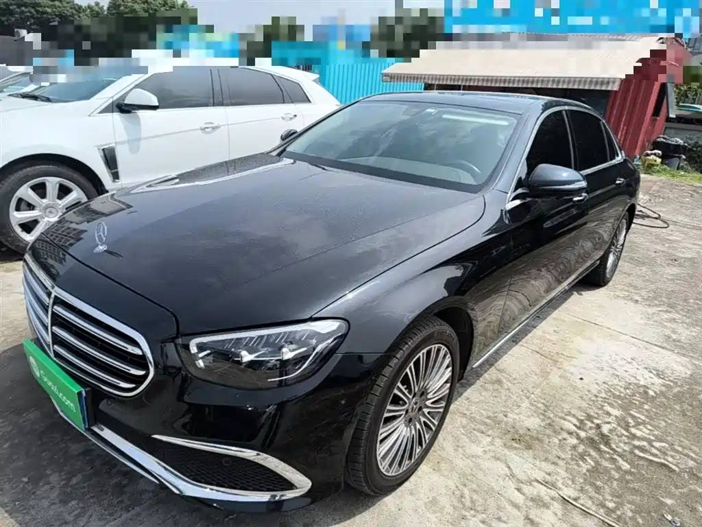Mercedes-Benz E-Class 2023