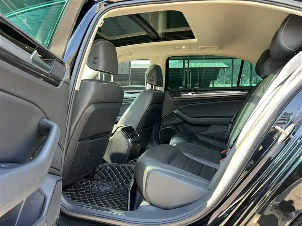Volkswagen Phideon — фотографии объявления, Фото 9