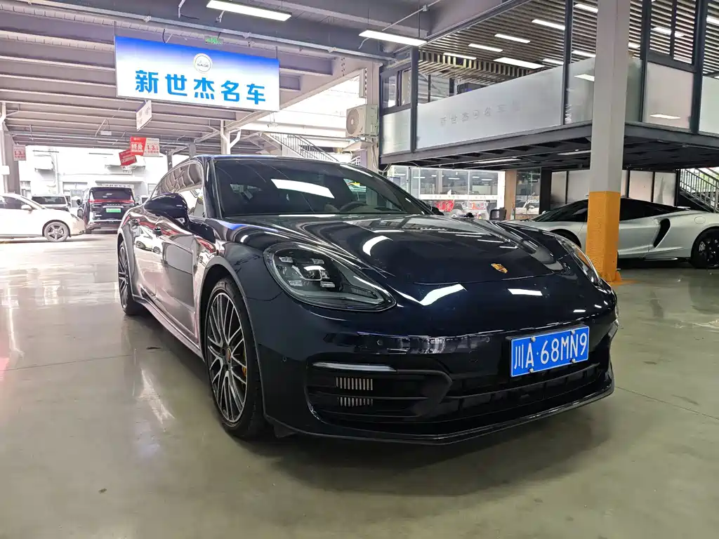 Porsche Panamera — миниатюра 3