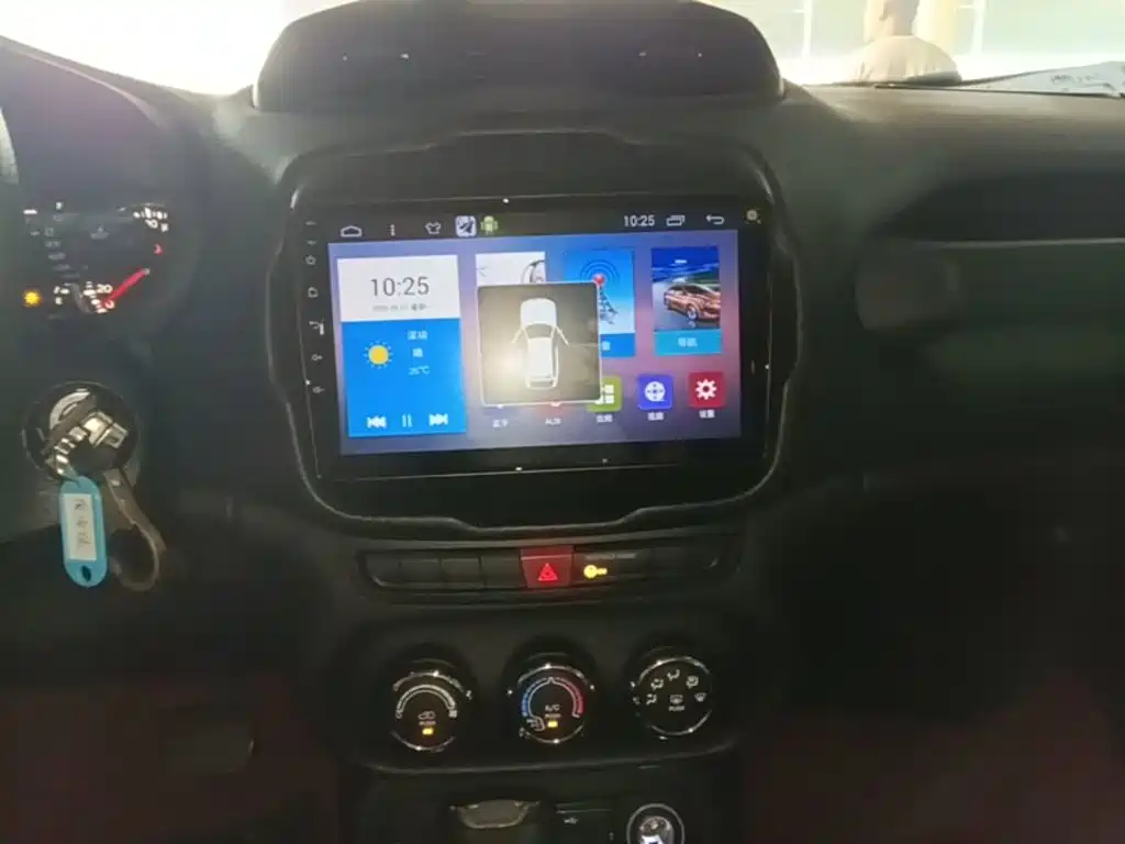 Jeep Renegade — миниатюра 13
