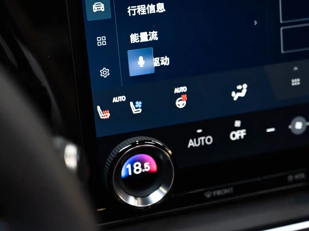 Lexus RX — миниатюра 17
