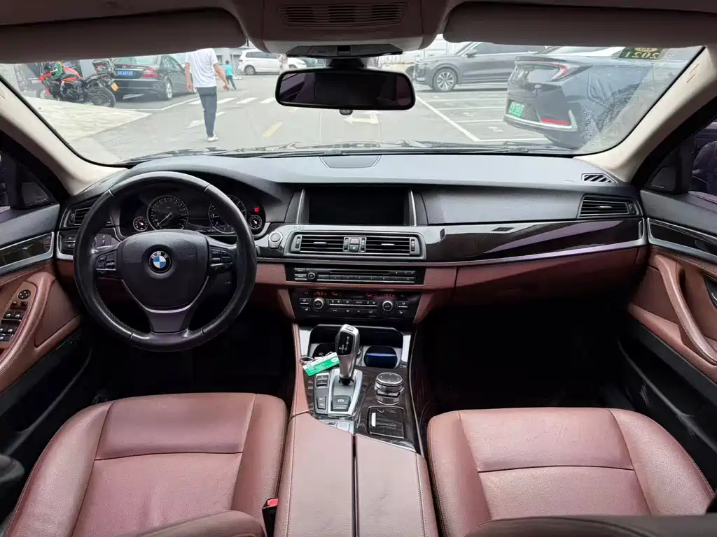 BMW 5 Series 5 2017 528Li xDrive Lead