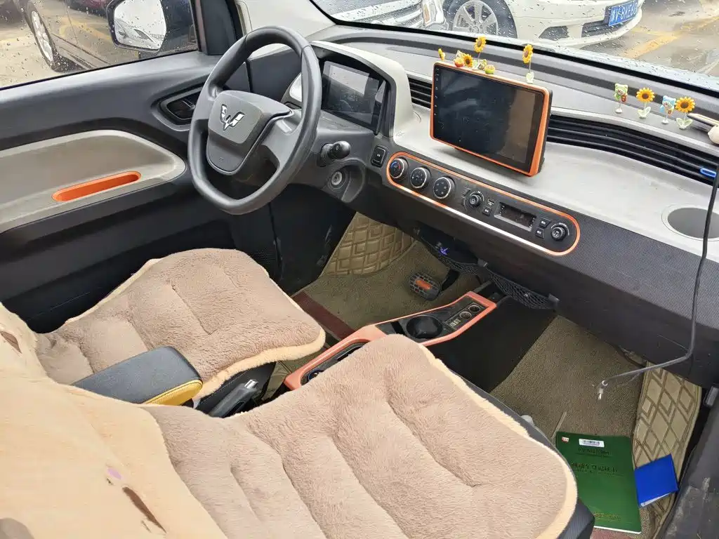 Wuling MINIEV — миниатюра 12