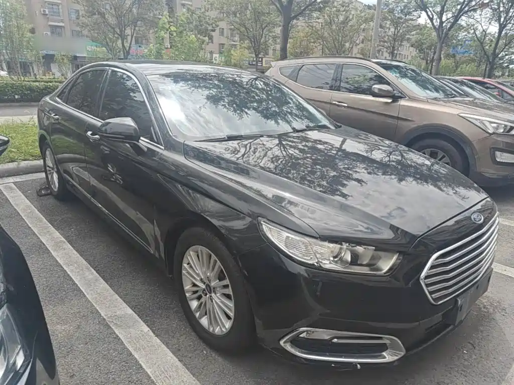 Ford Taurus — миниатюра 4