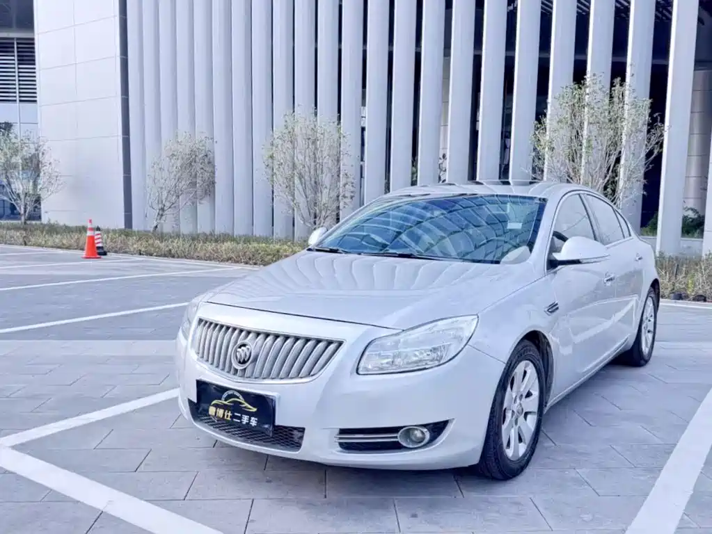 Buick Regal 2011