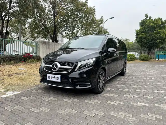 MERCEDES-BENZ V CLASS