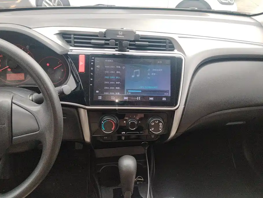 Honda City — миниатюра 13