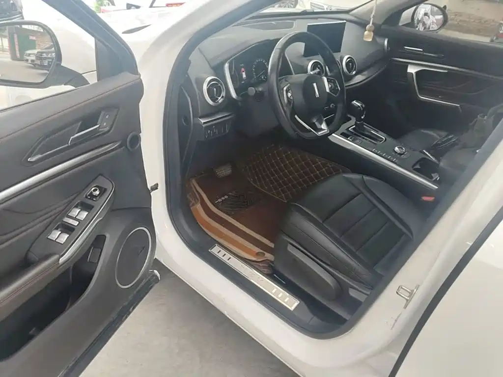 Wey Wey VV5 — миниатюра 16