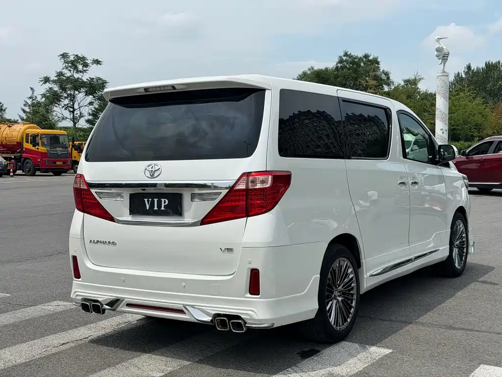 Toyota Alphard 2012 3.5L Luxury