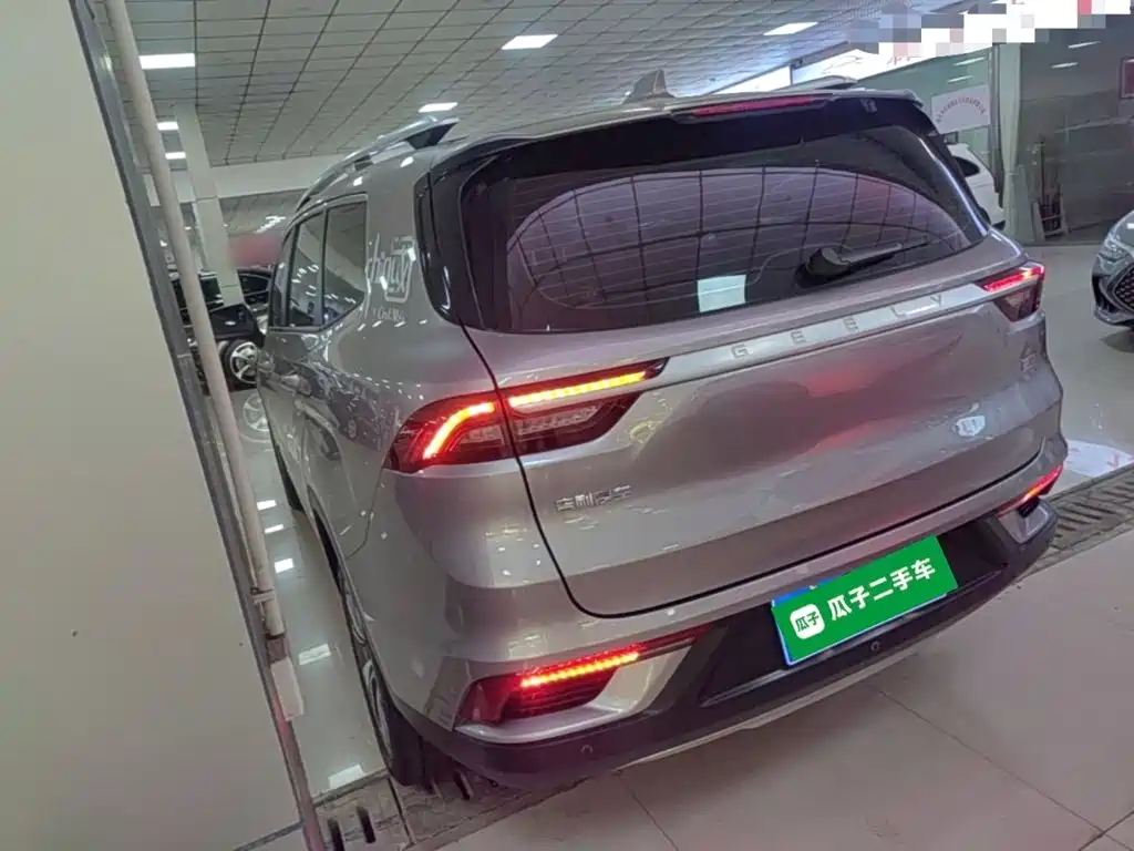 Geely Haoyue — миниатюра 5