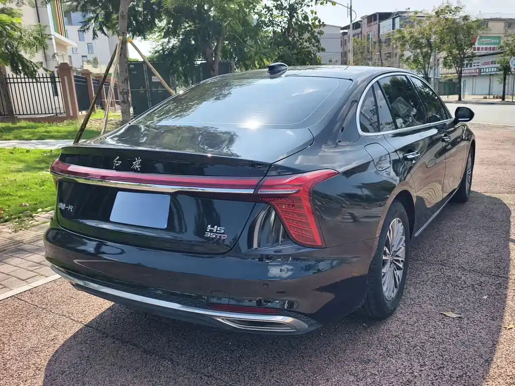 Hongqi Hongqi H5 — миниатюра 9