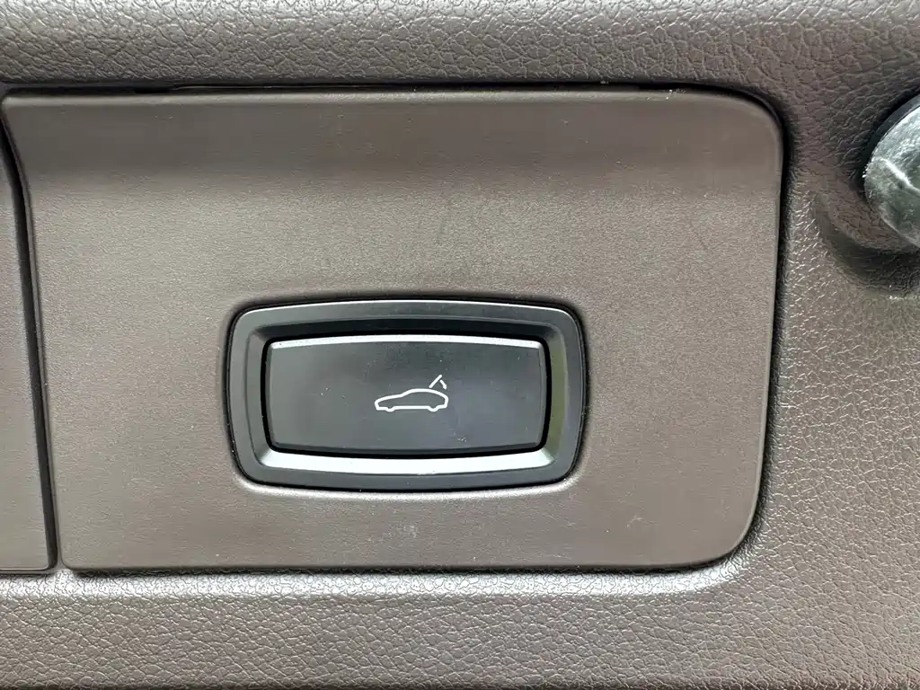 Porsche Panamera — миниатюра 21