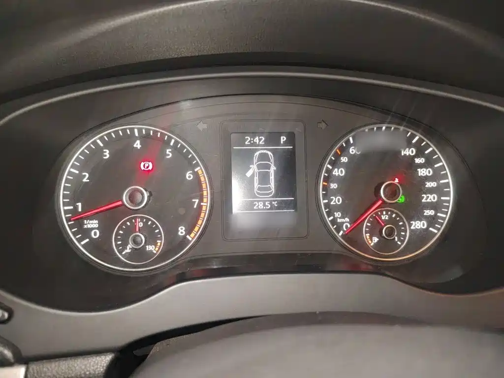 Volkswagen Sagitar — миниатюра 4